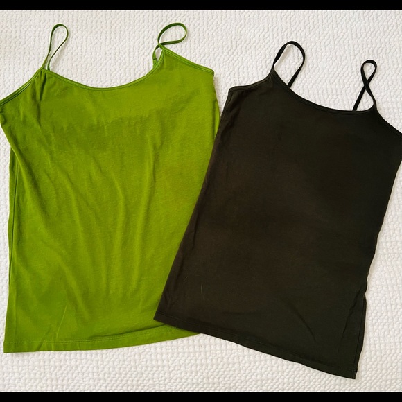 Old Navy Tops - OLD NAVY SET OF 2 CAMIS GREEN